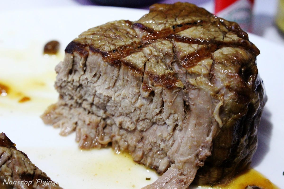 2019.04.26 卡達航空 QR328 倫敦蓋威克-杜哈 787-8商務艙 飛行記錄 -全平躺座椅、隨選餐飲、五星服務 - 第56張圖 2019.04.26 卡達航空 QR328 倫敦蓋威克-杜哈 787-8商務艙 飛行記錄 -全平躺座椅、隨選餐飲、五星服務