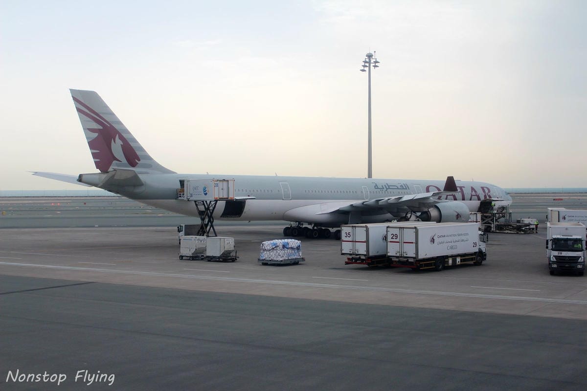 2019.04.27 卡達航空 QR816 杜哈-香港 777-300ER Qsuite商務艙 -豪華個人包廂、五星級服務、隨選菜單、名牌備品 - 第24張圖 2019.04.27 卡達航空 QR816 杜哈-香港 777-300ER Qsuite商務艙 -豪華個人包廂、五星級服務、隨選菜單、名牌備品