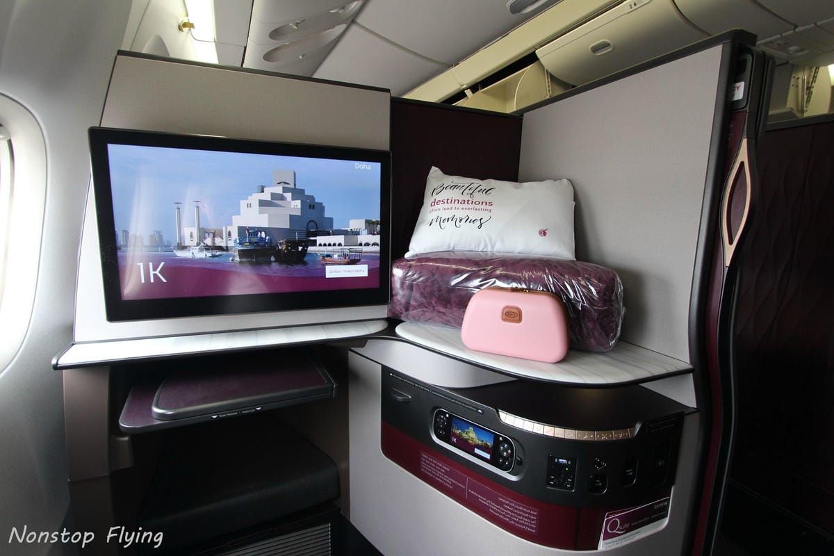 2019.04.27 卡達航空 QR816 杜哈-香港 777-300ER Qsuite商務艙 -豪華個人包廂、五星級服務、隨選菜單、名牌備品 - 第14張圖 2019.04.27 卡達航空 QR816 杜哈-香港 777-300ER Qsuite商務艙 -豪華個人包廂、五星級服務、隨選菜單、名牌備品