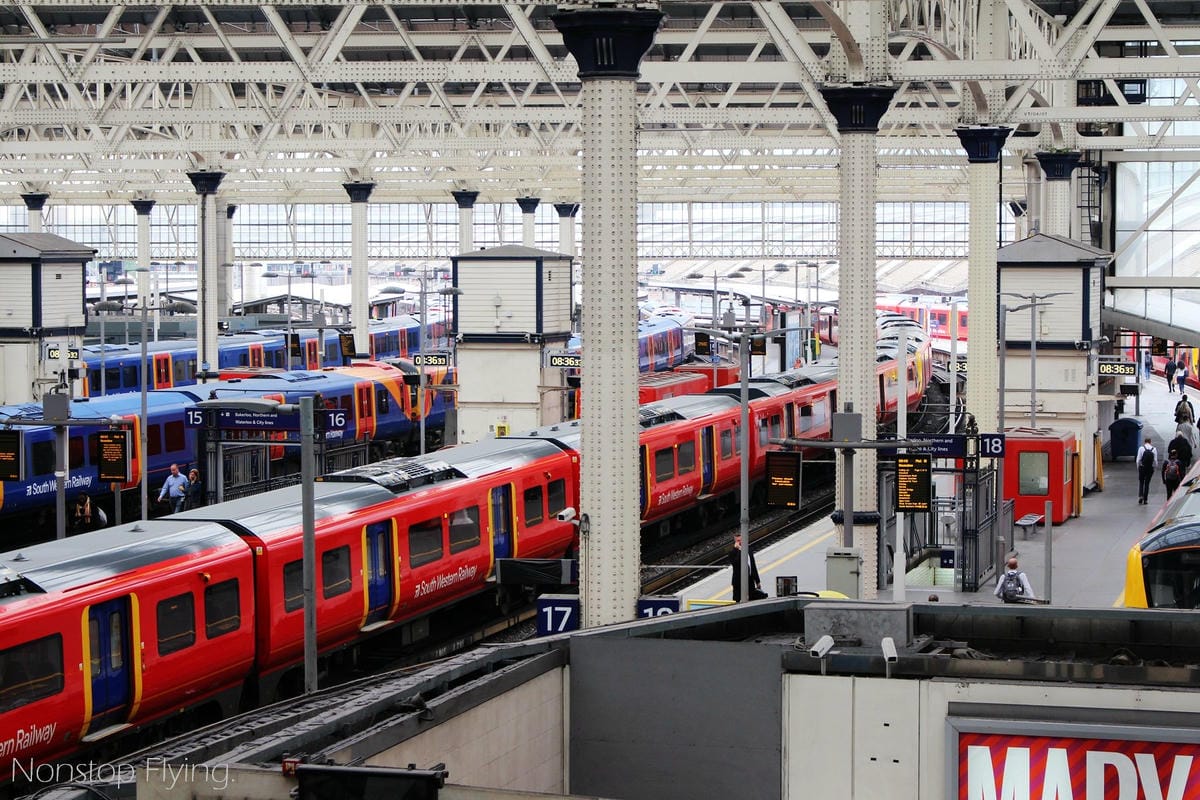 第一次坐火車遊英國就上手 -查車班、進出站好簡單!