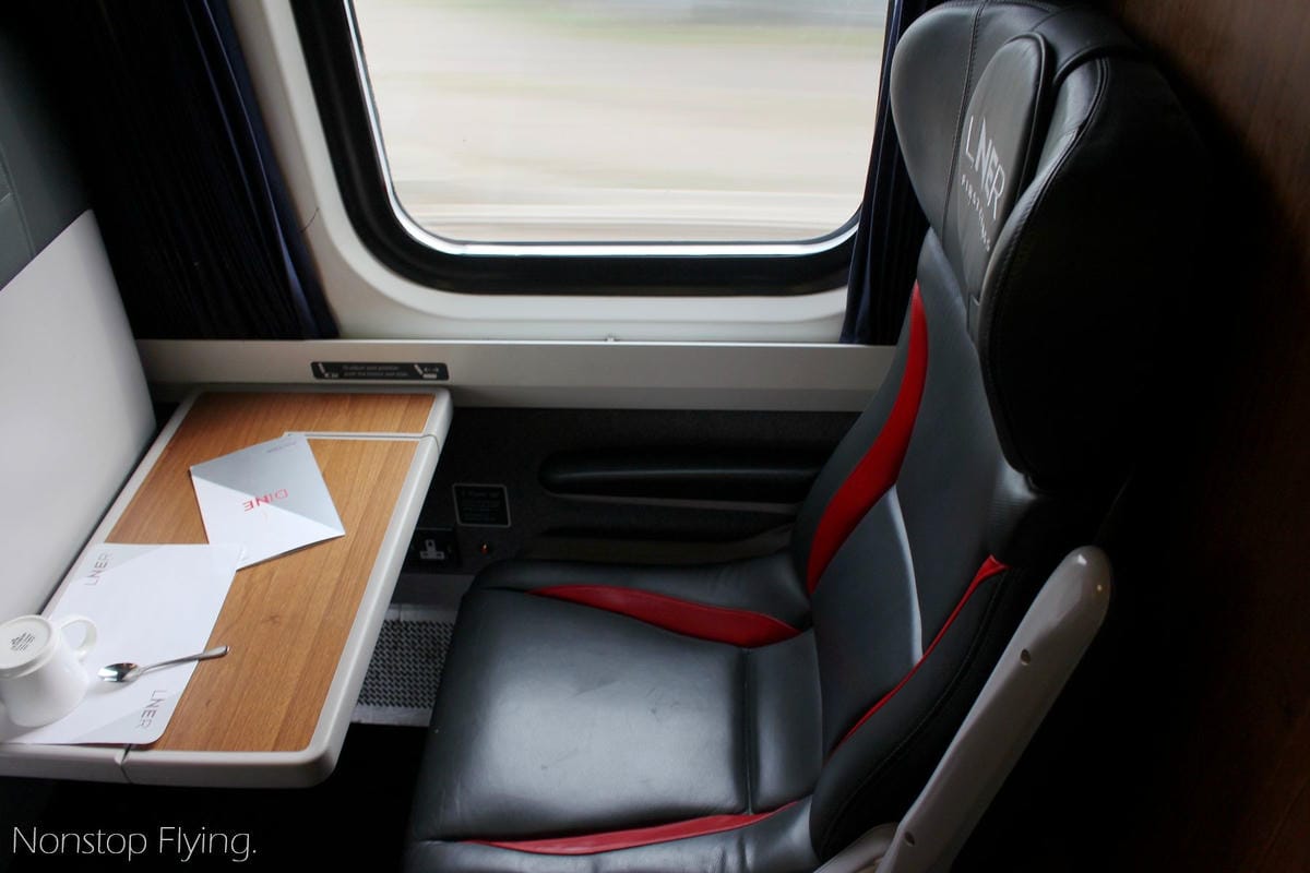 英國火車頭等艙體驗 -寬敞座椅、豐盛餐點、豪華貴賓室，英格蘭最棒的陸上移動方式