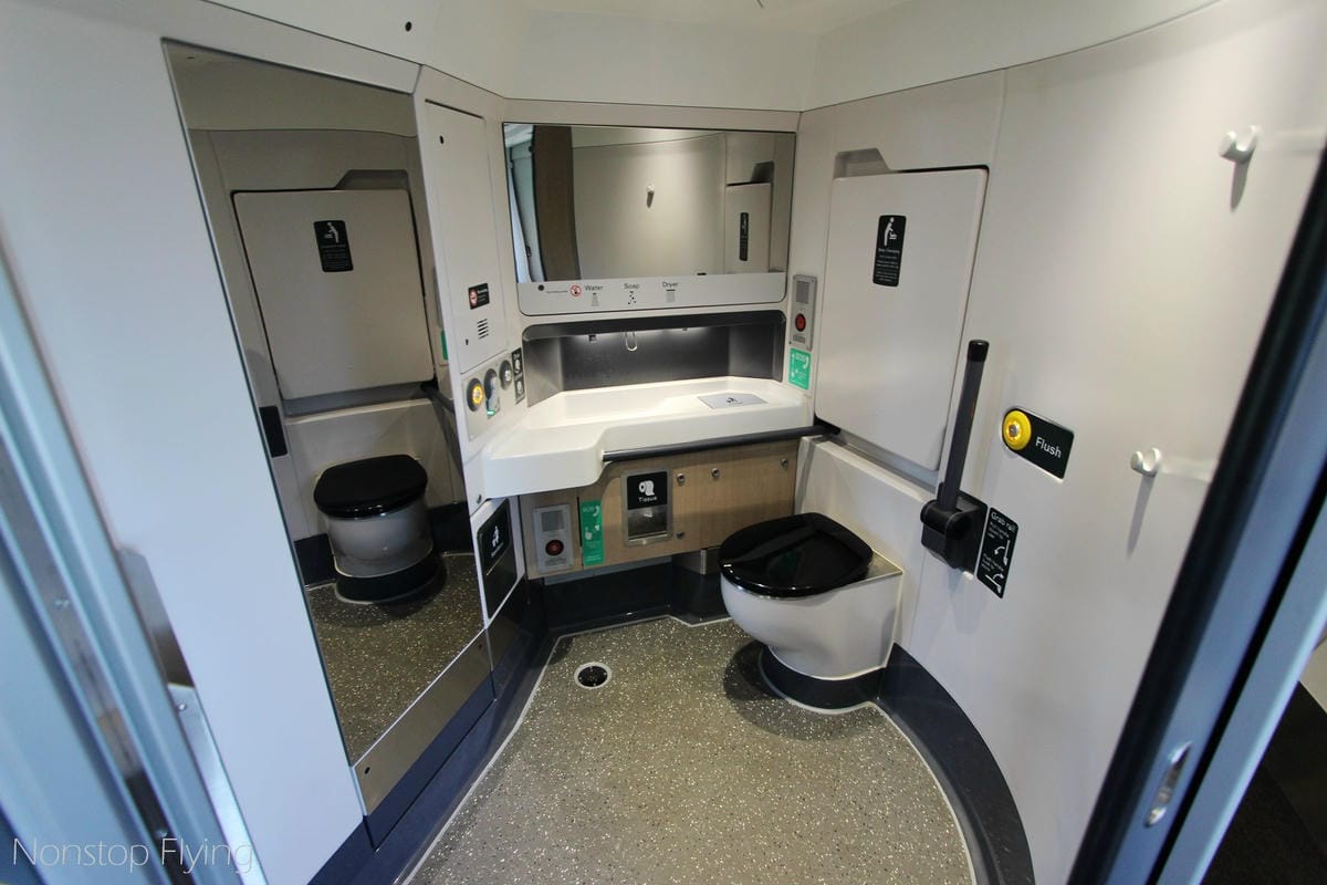 英國火車頭等艙體驗 -寬敞座椅、豐盛餐點、豪華貴賓室，英格蘭最棒的陸上移動方式