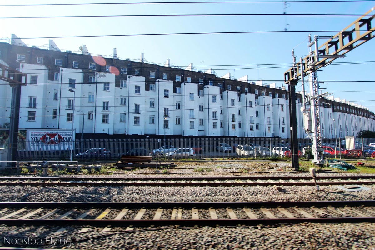 英國火車頭等艙體驗 -寬敞座椅、豐盛餐點、豪華貴賓室，英格蘭最棒的陸上移動方式