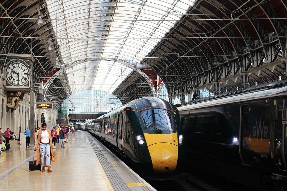 英國火車頭等艙體驗 -寬敞座椅、豐盛餐點、豪華貴賓室，英格蘭最棒的陸上移動方式