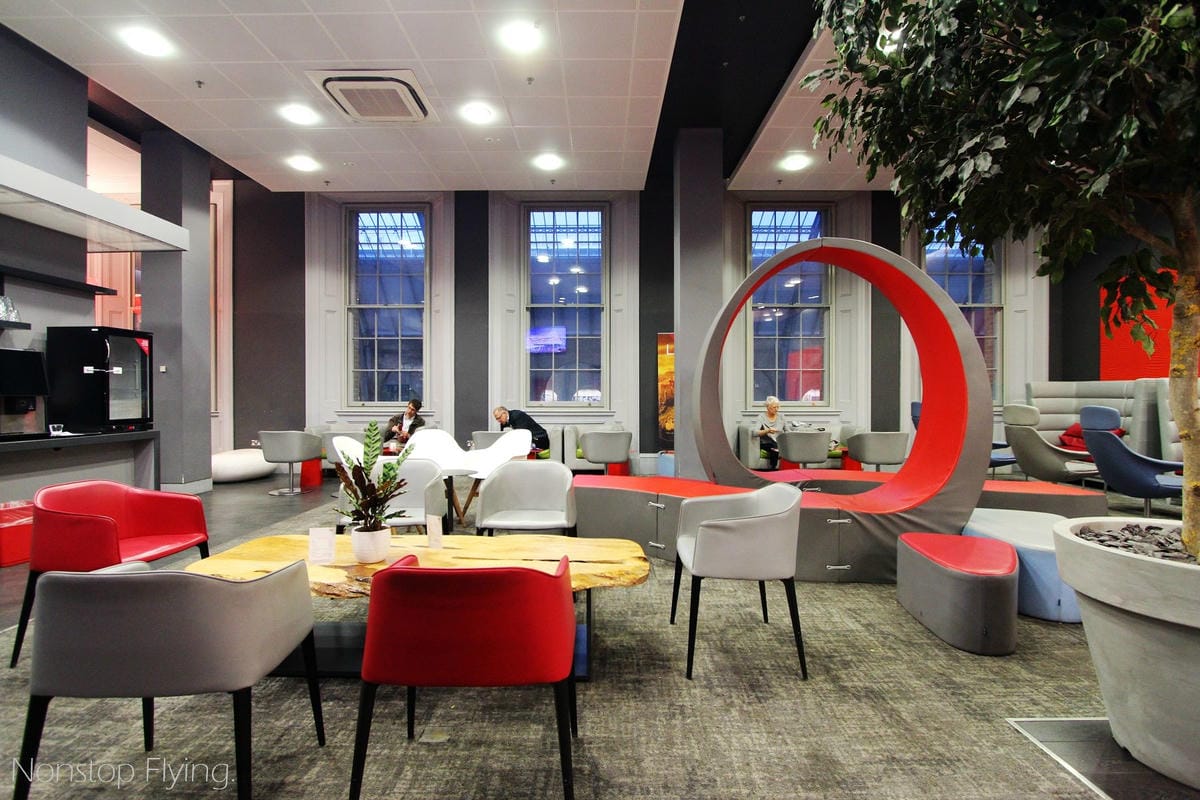 英國火車頭等艙體驗 -寬敞座椅、豐盛餐點、豪華貴賓室，英格蘭最棒的陸上移動方式