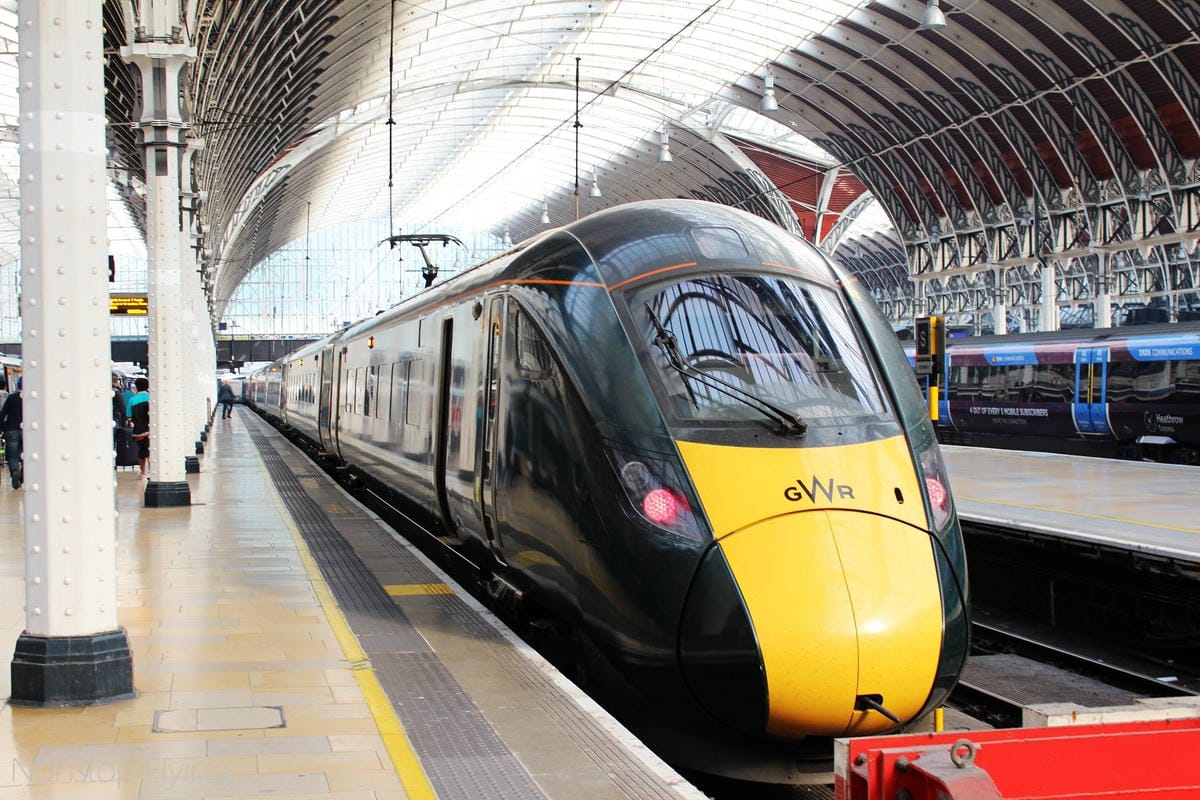 英國火車頭等艙體驗 -寬敞座椅、豐盛餐點、豪華貴賓室，英格蘭最棒的陸上移動方式