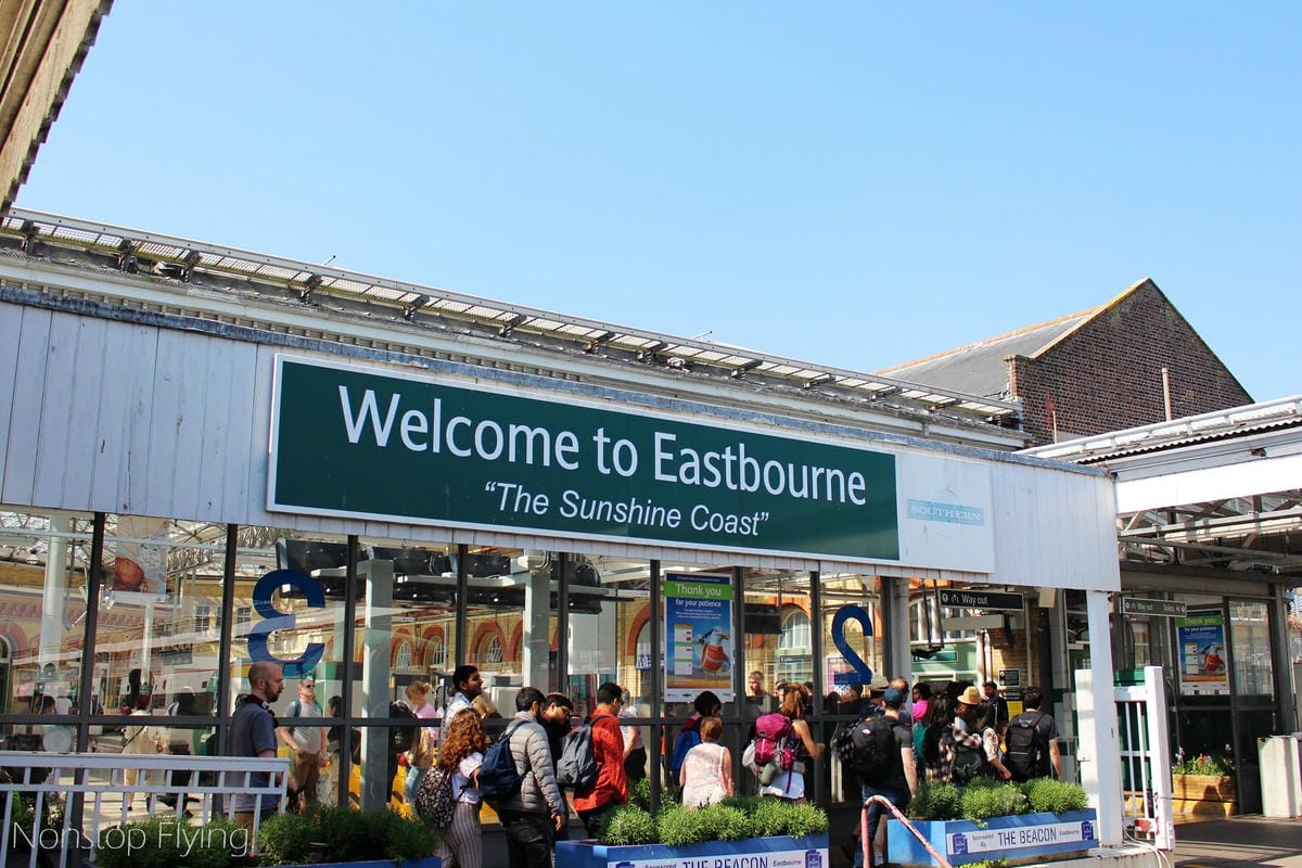 英國火車頭等艙體驗 -寬敞座椅、豐盛餐點、豪華貴賓室，英格蘭最棒的陸上移動方式