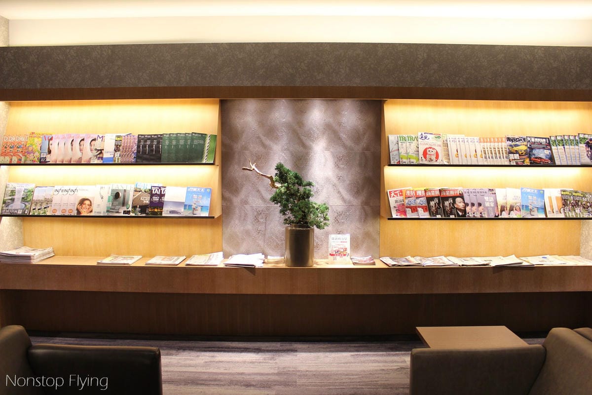 【桃園機場】中華航空 第二航廈貴賓室(梅苑/D4) -含設施、餐飲、開放時間分享