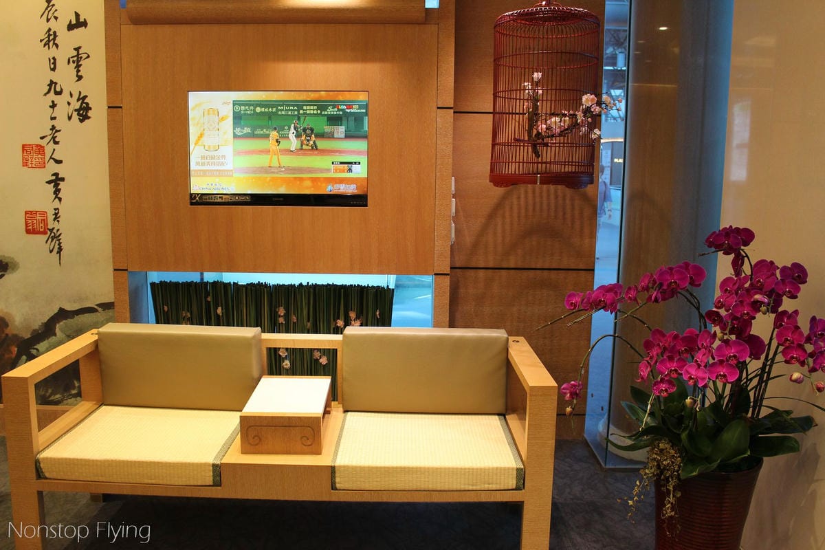 【桃園機場】中華航空 第二航廈貴賓室(梅苑/D4) -含設施、餐飲、開放時間分享 - 第7張圖 【桃園機場】中華航空 第二航廈貴賓室(梅苑/D4) -含設施、餐飲、開放時間分享