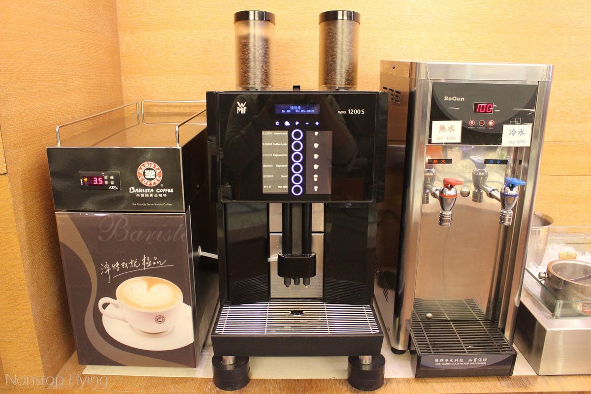 【桃園機場】中華航空 第二航廈貴賓室(梅苑/D4) -含設施、餐飲、開放時間分享 - 第27張圖 【桃園機場】中華航空 第二航廈貴賓室(梅苑/D4) -含設施、餐飲、開放時間分享