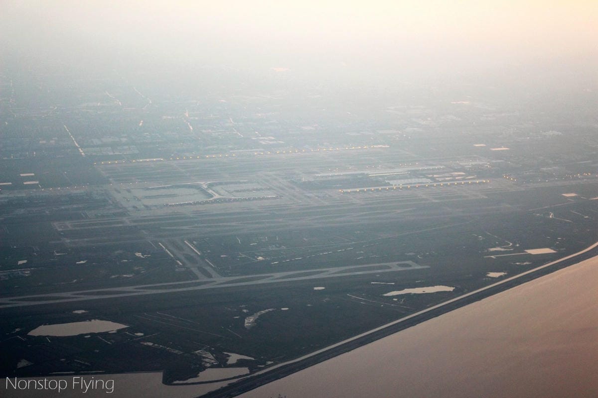 2019.05.03 中華航空 CI503 桃園-上海浦東 777-300ER飛行記錄 (豪華經濟艙座位) - 第48張圖 2019.05.03 中華航空 CI503 桃園-上海浦東 777-300ER飛行記錄 (豪華經濟艙座位)