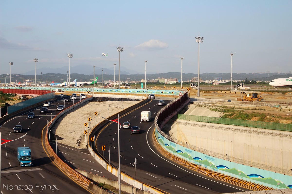 2019.05.03 中華航空 CI503 桃園-上海浦東 777-300ER飛行記錄 (豪華經濟艙座位) - 第34張圖 2019.05.03 中華航空 CI503 桃園-上海浦東 777-300ER飛行記錄 (豪華經濟艙座位)