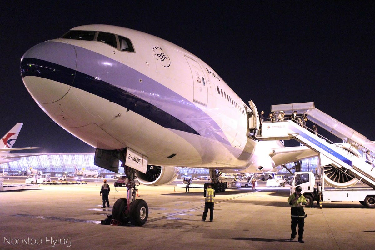 2019.05.03 中華航空 CI503 桃園-上海浦東 777-300ER飛行記錄 (豪華經濟艙座位) - 第55張圖 2019.05.03 中華航空 CI503 桃園-上海浦東 777-300ER飛行記錄 (豪華經濟艙座位)