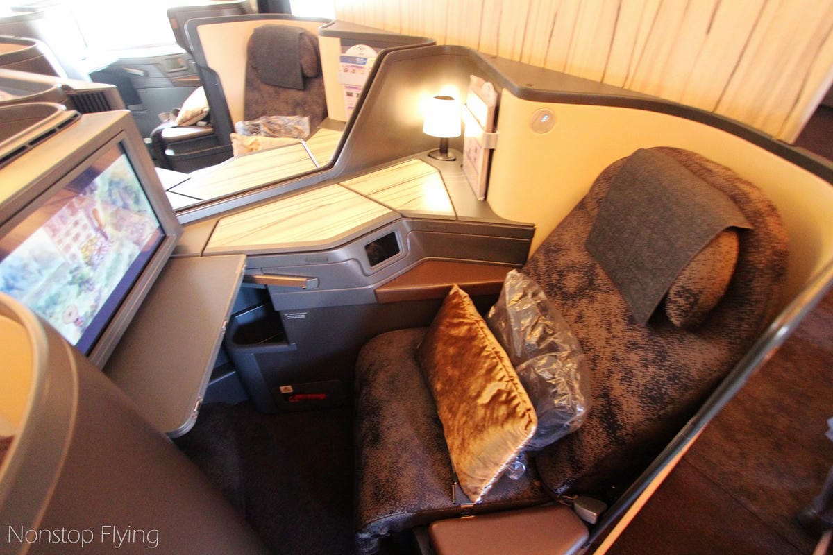 2019.05.03 中華航空 CI503 桃園-上海浦東 777-300ER飛行記錄 (豪華經濟艙座位) - 第11張圖 2019.05.03 中華航空 CI503 桃園-上海浦東 777-300ER飛行記錄 (豪華經濟艙座位)