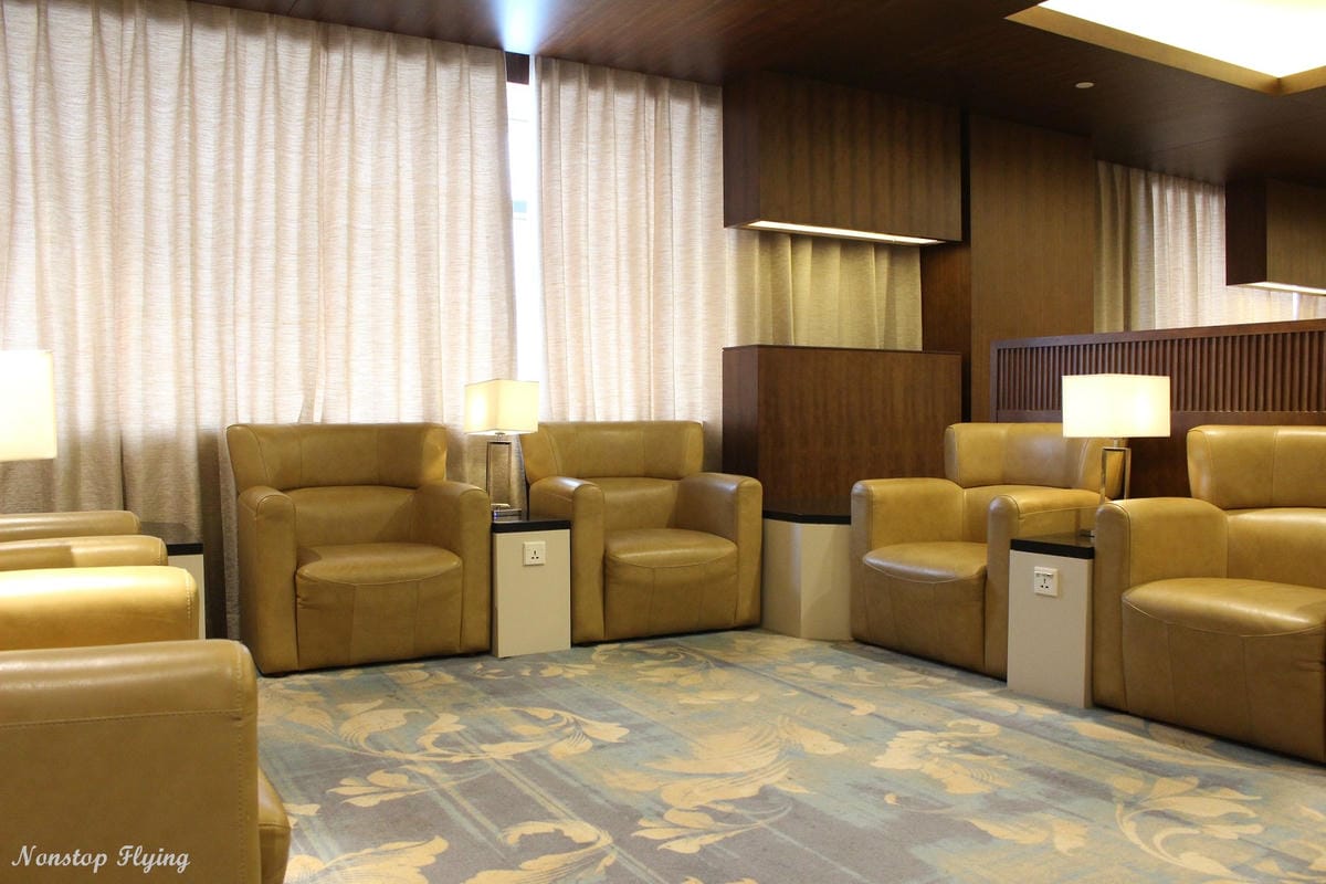 【中國上海】浦東機場第一航站樓 36號貴賓室 -中國東方航空經營(華航合作貴賓室)