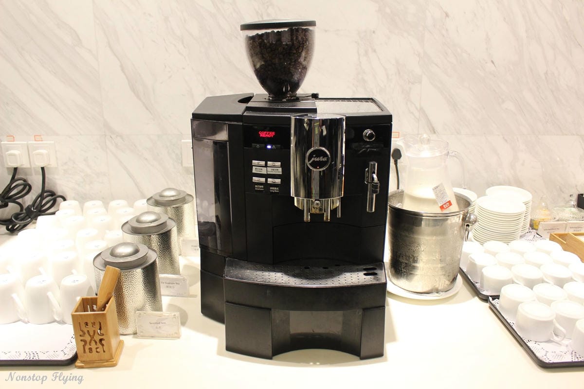 【中國上海】浦東機場第一航站樓 36號貴賓室 -中國東方航空經營(華航合作貴賓室) - 第12張圖 【中國上海】浦東機場第一航站樓 36號貴賓室 -中國東方航空經營(華航合作貴賓室)