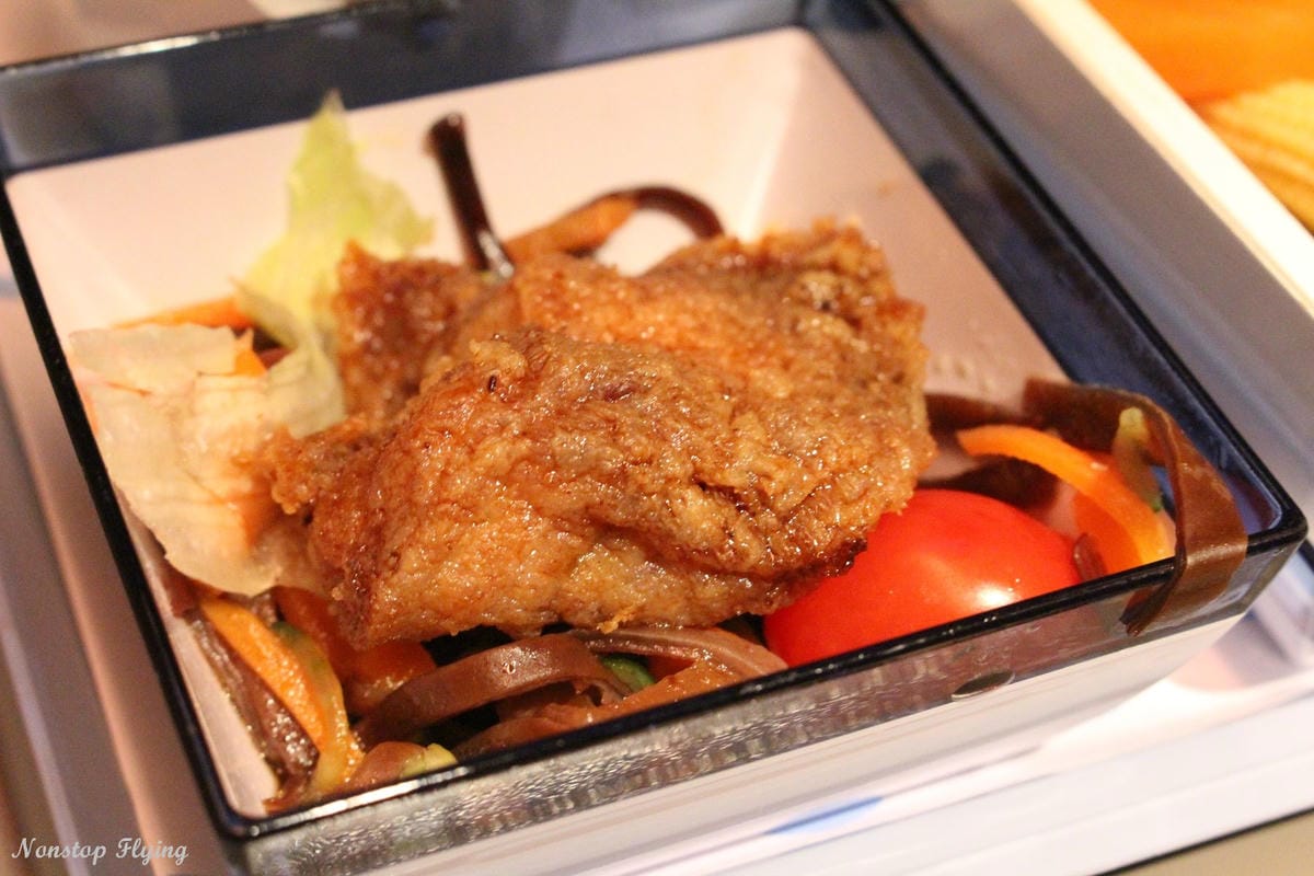 2019.05.05 中華航空 CI504 上海浦東-桃園 777-300ER飛行記錄 (豪華經濟艙座位)