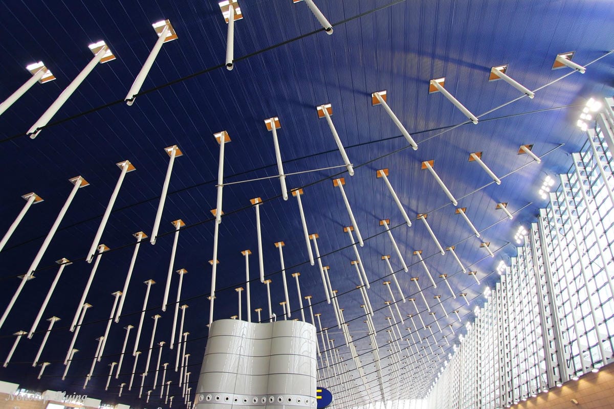 2019.05.05 中華航空 CI504 上海浦東-桃園 777-300ER飛行記錄 (豪華經濟艙座位)