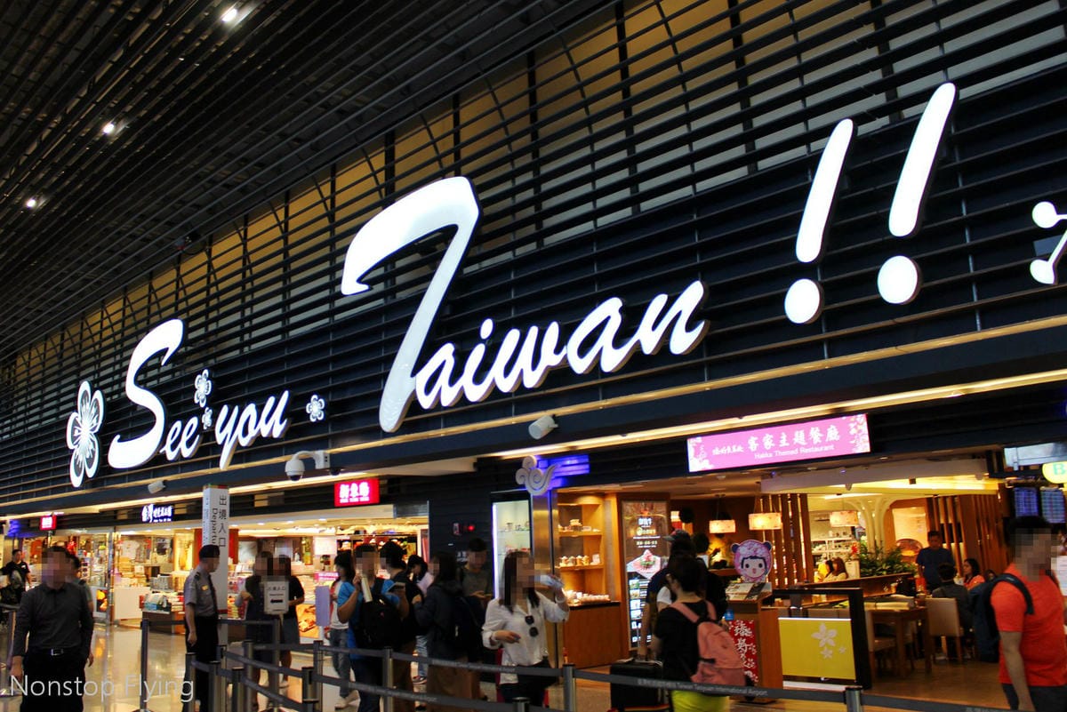 2019.06.28 國泰港龍 KA485 台北-香港 A320飛行記錄