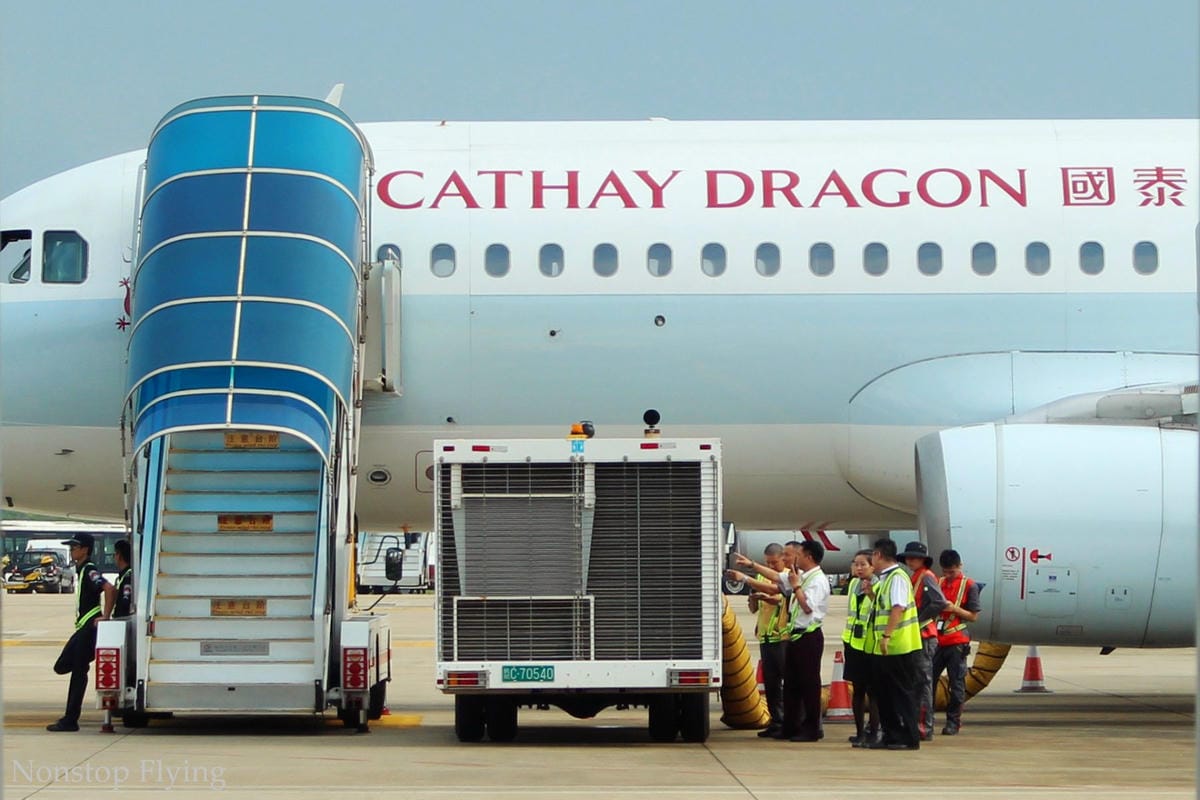 2019.06.30 國泰港龍 KA693 海口-香港 A320飛行記錄 -含海口貴賓室分享/ 一趟與暴風雨、機械搶修賽跑的旅程