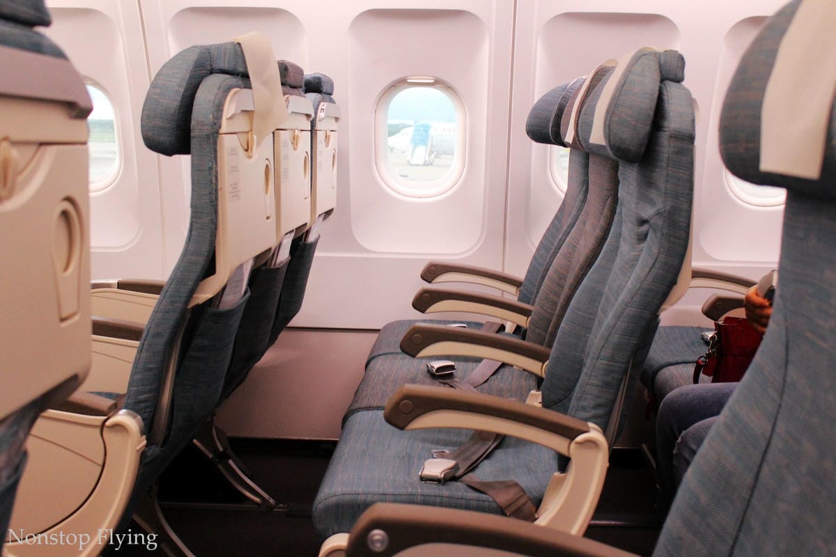 2019.06.30 國泰港龍 KA693 海口-香港 A320飛行記錄 -含海口貴賓室分享/ 一趟與暴風雨、機械搶修賽跑的旅程