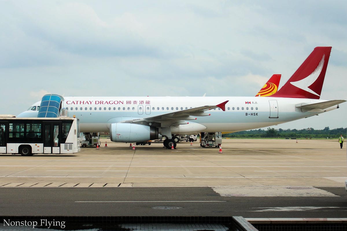 2019.06.30 國泰港龍 KA693 海口-香港 A320飛行記錄 -含海口貴賓室分享/ 一趟與暴風雨、機械搶修賽跑的旅程