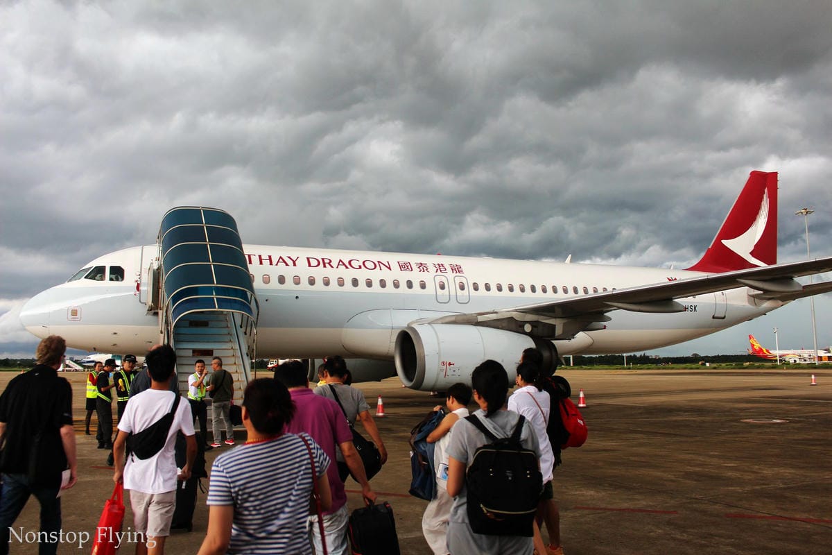 2019.06.30 國泰港龍 KA693 海口-香港 A320飛行記錄 -含海口貴賓室分享/ 一趟與暴風雨、機械搶修賽跑的旅程