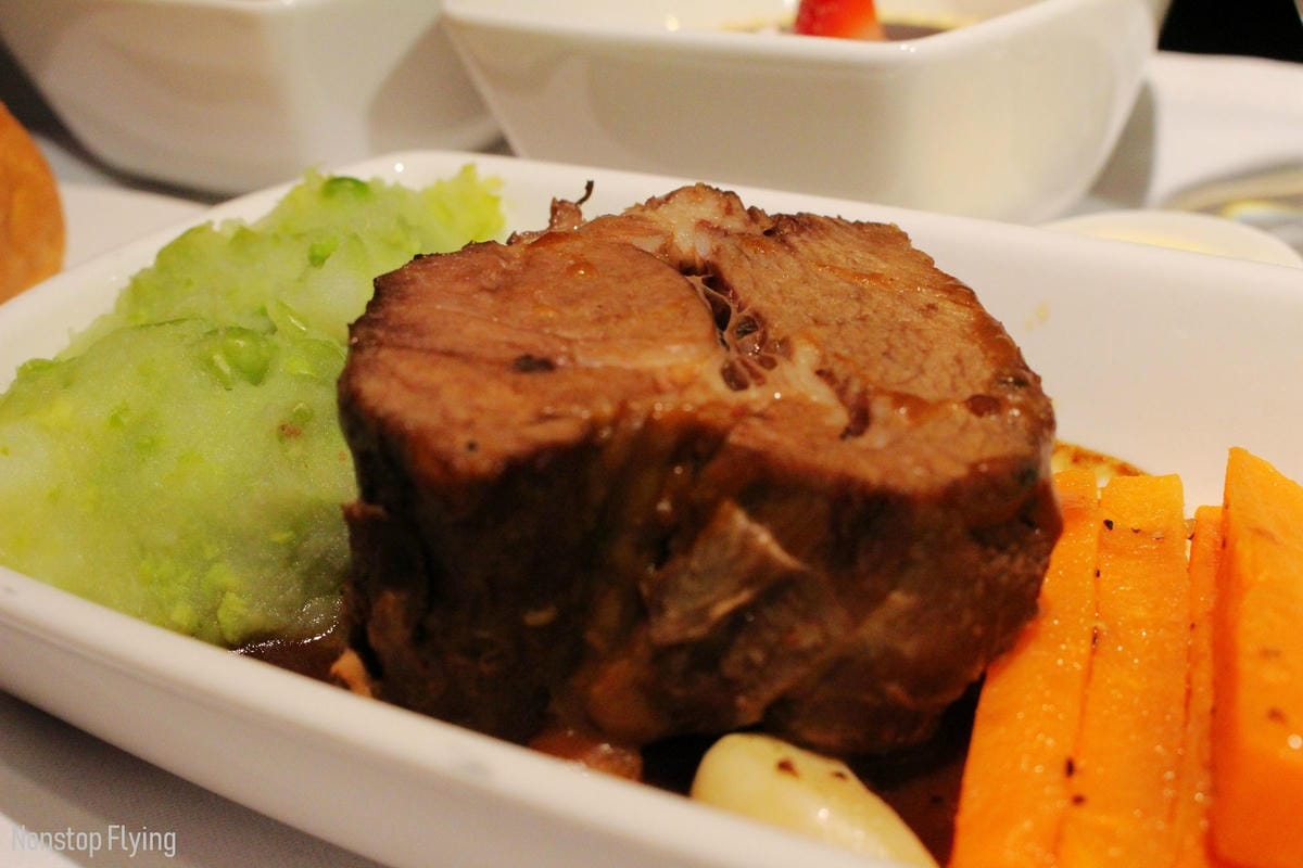 2019.06.30 國泰航空 CX468 香港-台北 A330商務艙飛行記錄 -驚喜升等與高潮迭起的旅程 - 第23張圖 2019.06.30 國泰航空 CX468 香港-台北 A330商務艙飛行記錄 -驚喜升等與高潮迭起的旅程