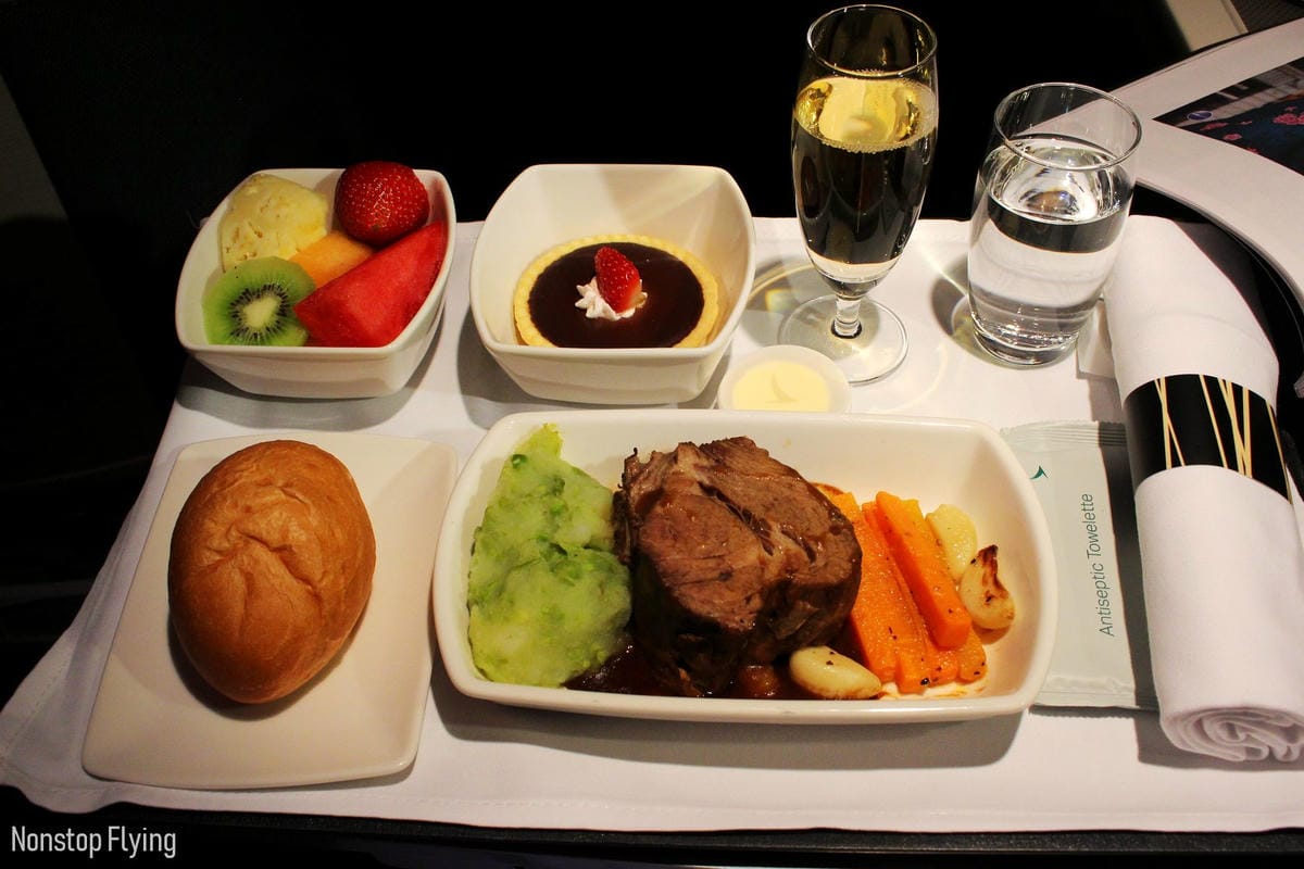 2019.06.30 國泰航空 CX468 香港-台北 A330商務艙飛行記錄 -驚喜升等與高潮迭起的旅程 - 第22張圖 2019.06.30 國泰航空 CX468 香港-台北 A330商務艙飛行記錄 -驚喜升等與高潮迭起的旅程