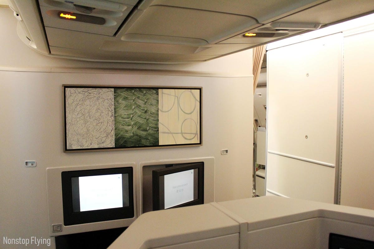 2019.06.30 國泰航空 CX468 香港-台北 A330商務艙飛行記錄 -驚喜升等與高潮迭起的旅程 - 第8張圖 2019.06.30 國泰航空 CX468 香港-台北 A330商務艙飛行記錄 -驚喜升等與高潮迭起的旅程