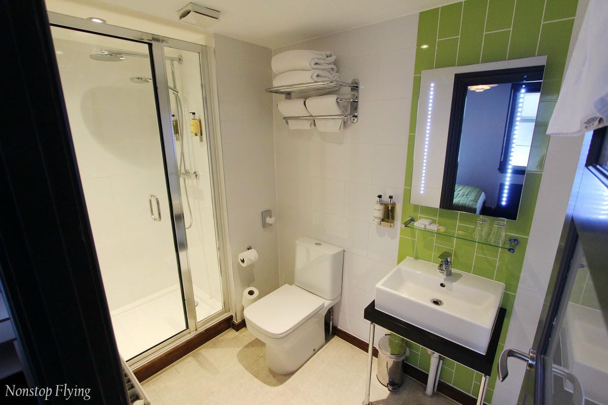 【倫敦住宿】The Wellington Hotel -Waterloo車站對面，步行達倫敦眼/大笨鐘，附豐盛早餐