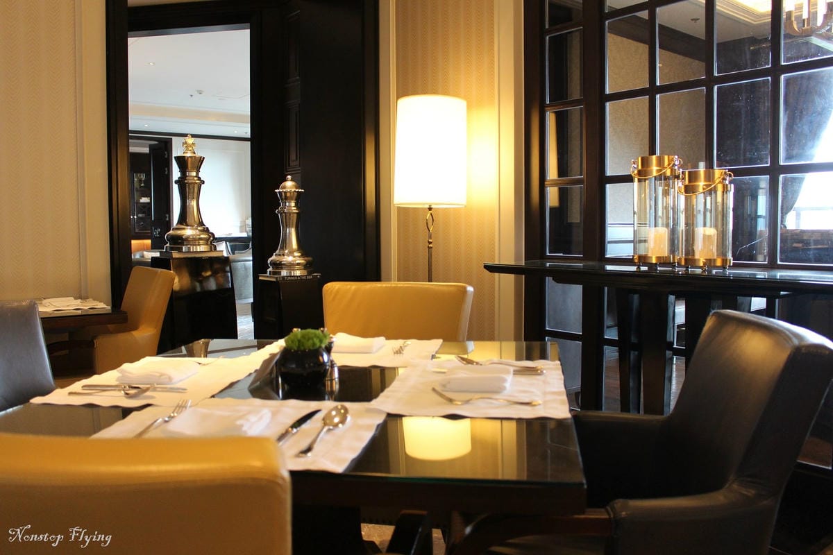 【中國海南】海口Ritz-Carlton酒店住宿心得 -含套房、酒廊、早餐、泳池公共設施分享