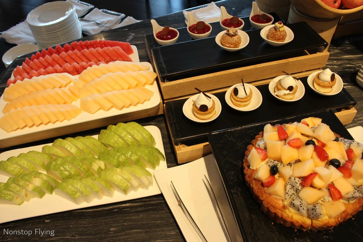 【中國海南】海口萬麗酒店住宿心得 -CP值超高! 一人台幣1000初住套房、用酒廊、吃早餐 - 第47張圖 【中國海南】海口萬麗酒店住宿心得 -CP值超高! 一人台幣1000初住套房、用酒廊、吃早餐