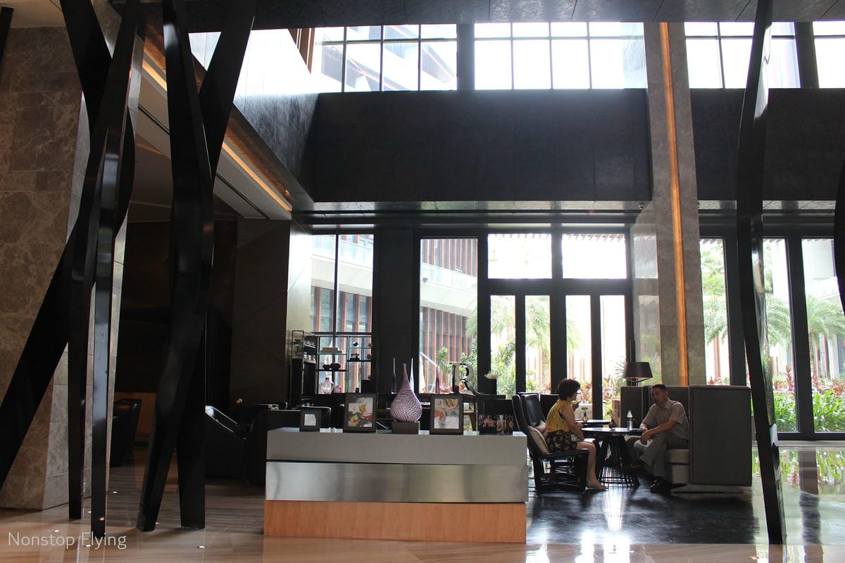 【中國海南】海口萬麗酒店住宿心得 -CP值超高! 一人台幣1000初住套房、用酒廊、吃早餐 - 第7張圖 【中國海南】海口萬麗酒店住宿心得 -CP值超高! 一人台幣1000初住套房、用酒廊、吃早餐