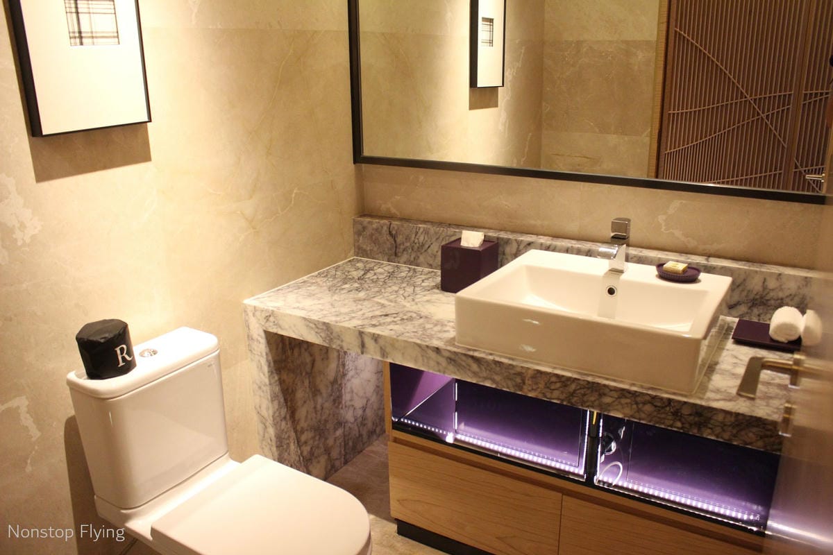 【中國海南】海口萬麗酒店住宿心得 -CP值超高! 一人台幣1000初住套房、用酒廊、吃早餐 - 第18張圖 【中國海南】海口萬麗酒店住宿心得 -CP值超高! 一人台幣1000初住套房、用酒廊、吃早餐