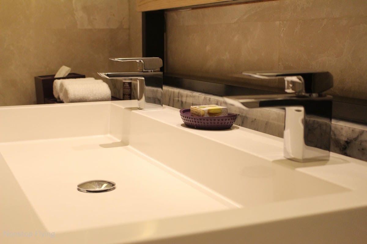 【中國海南】海口萬麗酒店住宿心得 -CP值超高! 一人台幣1000初住套房、用酒廊、吃早餐 - 第28張圖 【中國海南】海口萬麗酒店住宿心得 -CP值超高! 一人台幣1000初住套房、用酒廊、吃早餐