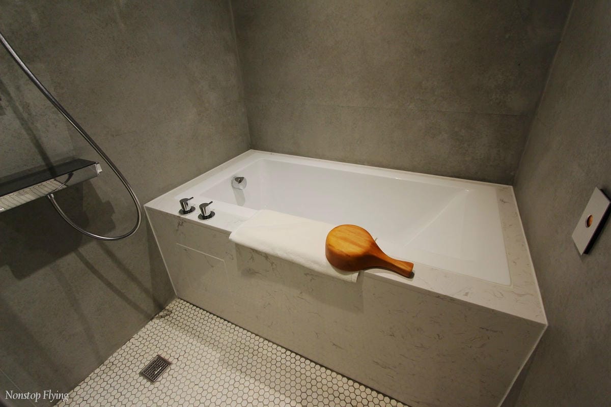 IMG_2142.jpg IMG_2142.jpg