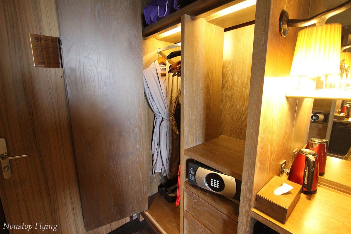 IMG_2452.jpg IMG_2452.jpg