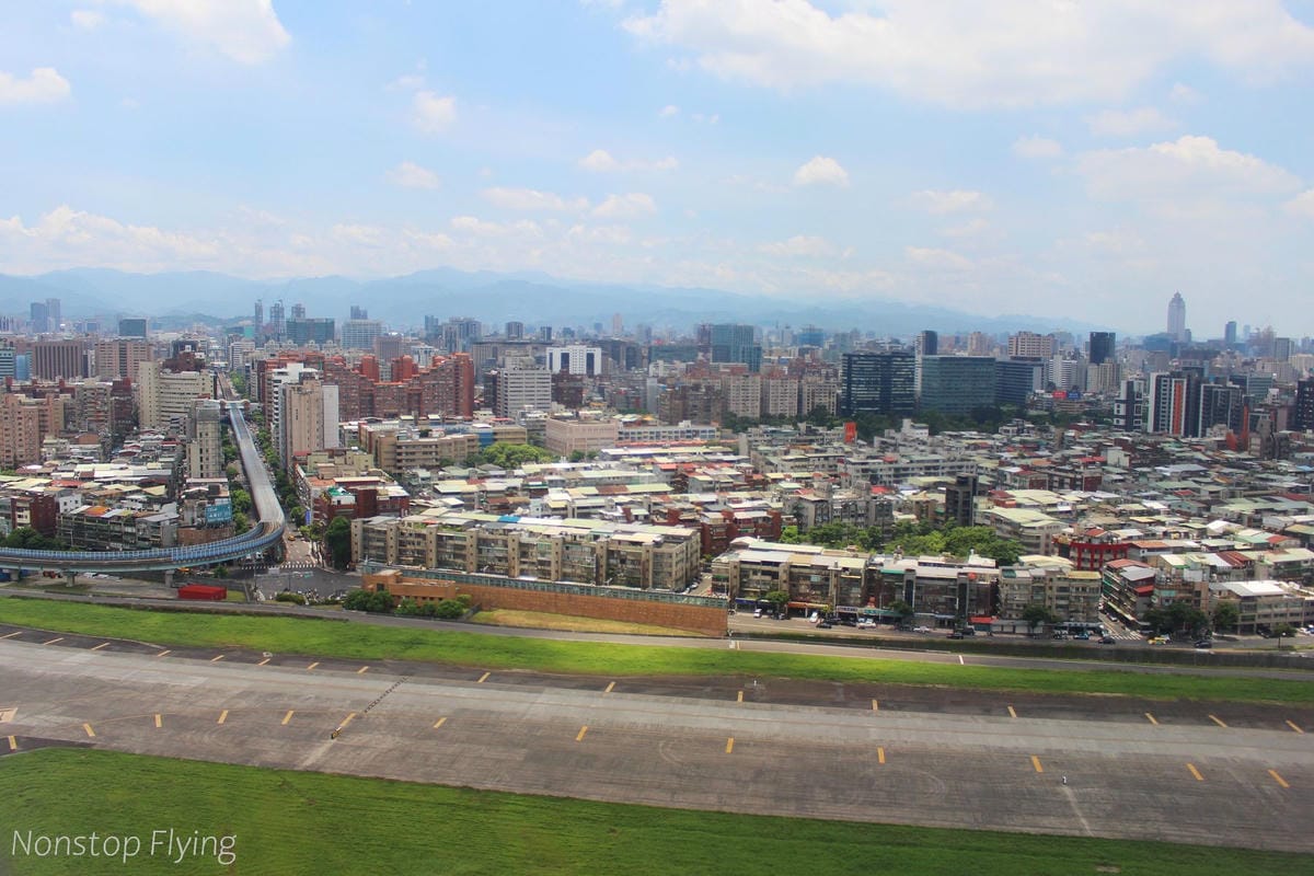 IMG_2895.jpg IMG_2895.jpg