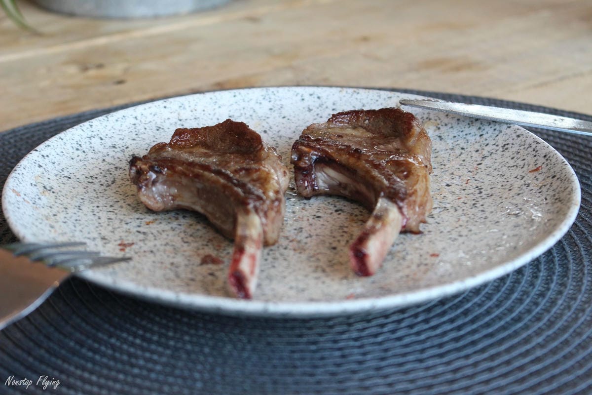 IMG_0925.jpg IMG_0925.jpg