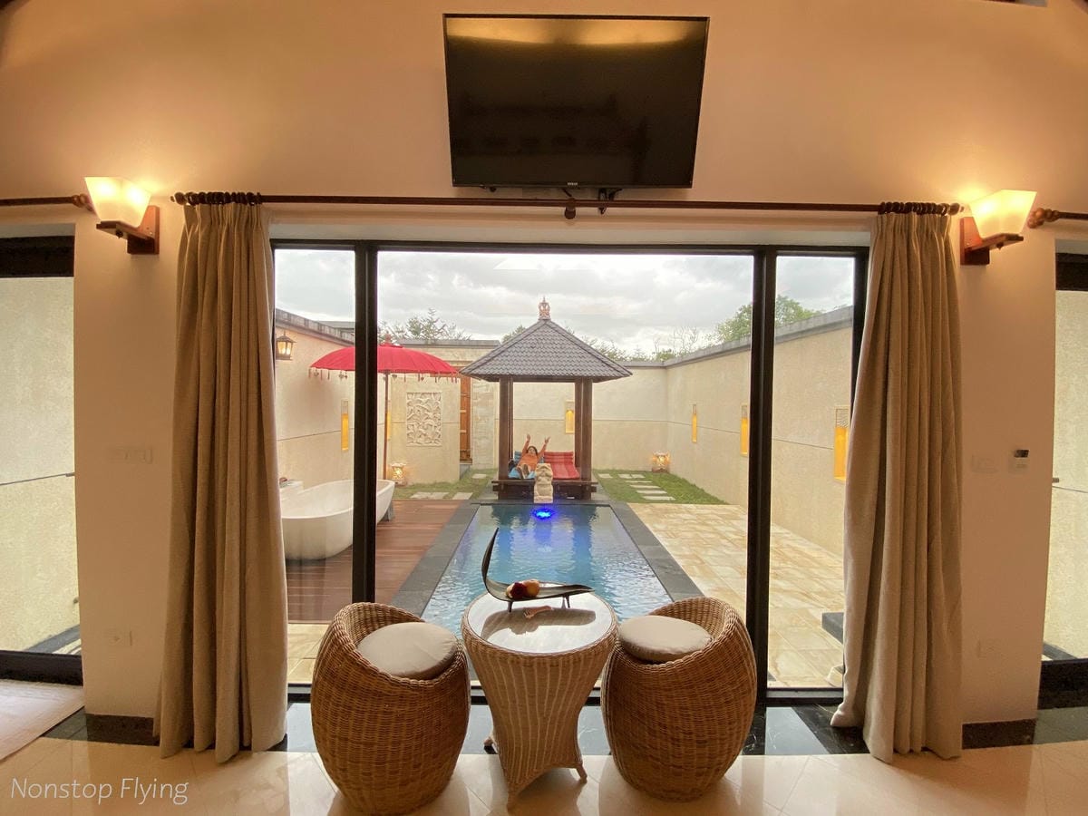 IMG_4552.jpg IMG_4552.jpg