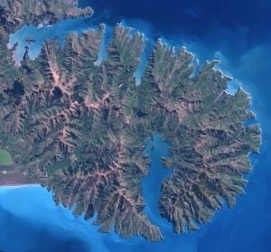 Banks_Peninsula_from_space.jpg Banks_Peninsula_from_space.jpg