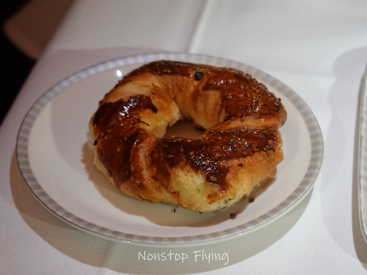 2025.09.19 新加坡航空 SQ391 伊斯坦堡-新加坡 A350-900商務艙飛行記錄