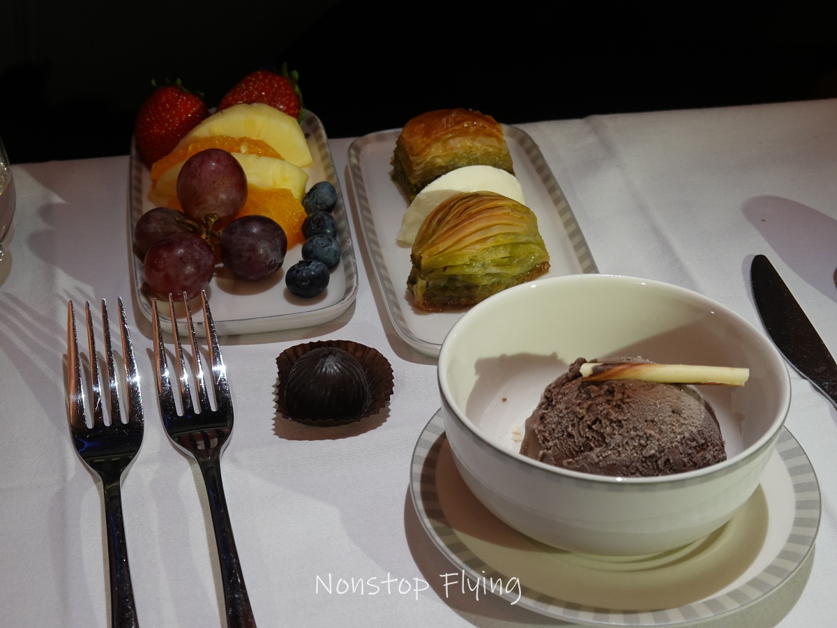 2025.09.19 新加坡航空 SQ391 伊斯坦堡-新加坡 A350-900商務艙飛行記錄