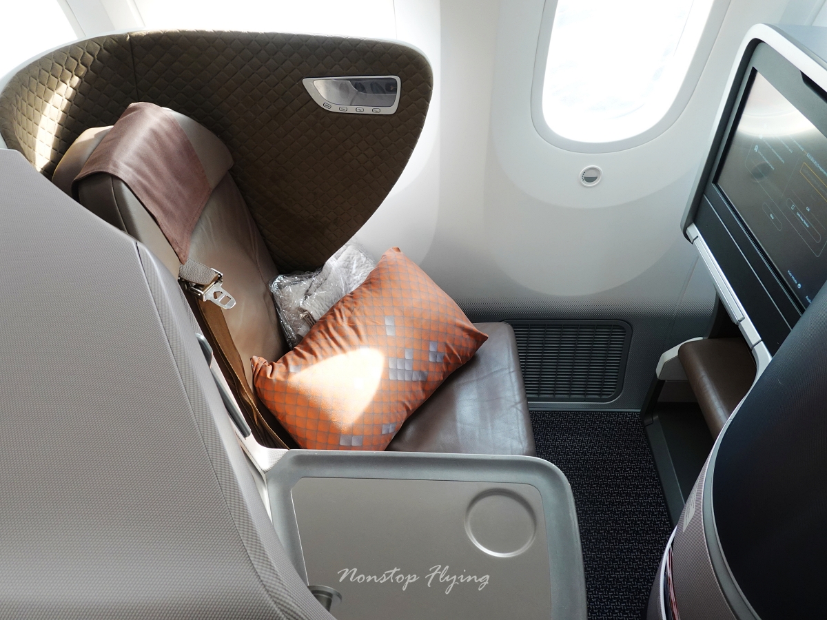 2025.09.20 新加坡航空 SQ876 新加坡-台北 787-10商務艙飛行記錄