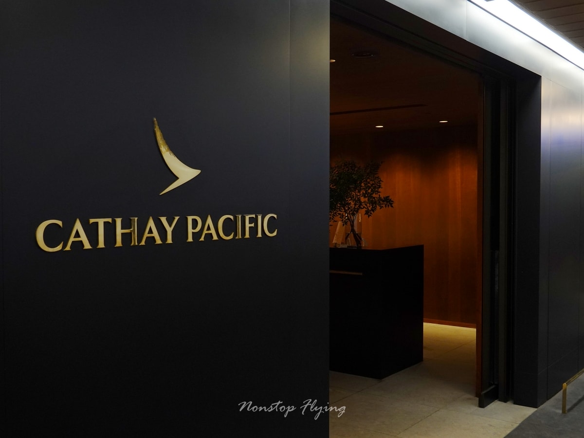 2025.10.10 國泰航空 CX450 台北-東京 777-300 飛行記錄