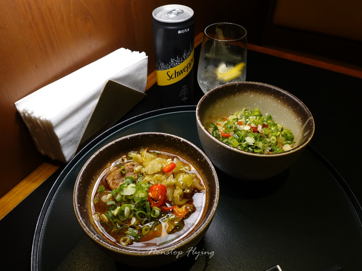 2025.10.10 國泰航空 CX450 台北-東京 777-300 飛行記錄