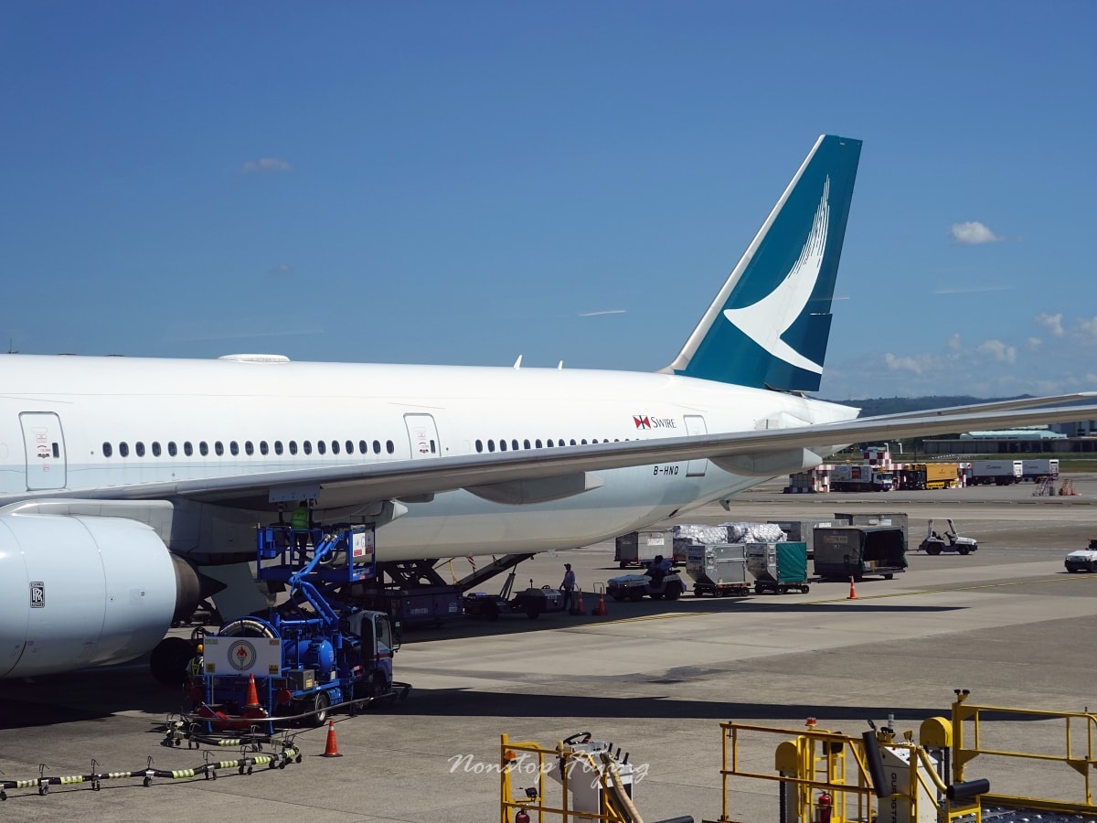 2025.10.10 國泰航空 CX450 台北-東京 777-300 飛行記錄