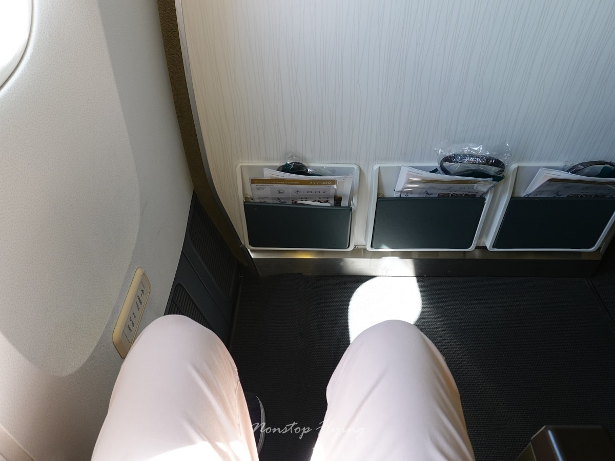 2025.10.10 國泰航空 CX450 台北-東京 777-300 飛行記錄