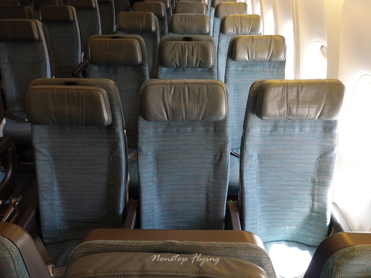 2025.10.10 國泰航空 CX450 台北-東京 777-300 飛行記錄